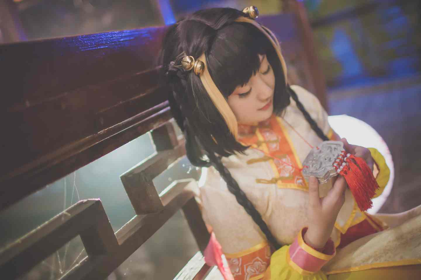 襄铃
